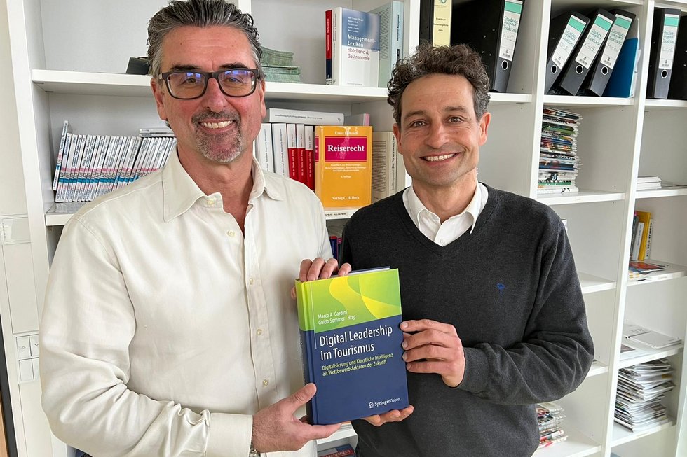 Prof. Dr. Sommer und Prof. Dr. Gardini: Digitalisierung im Tourismus