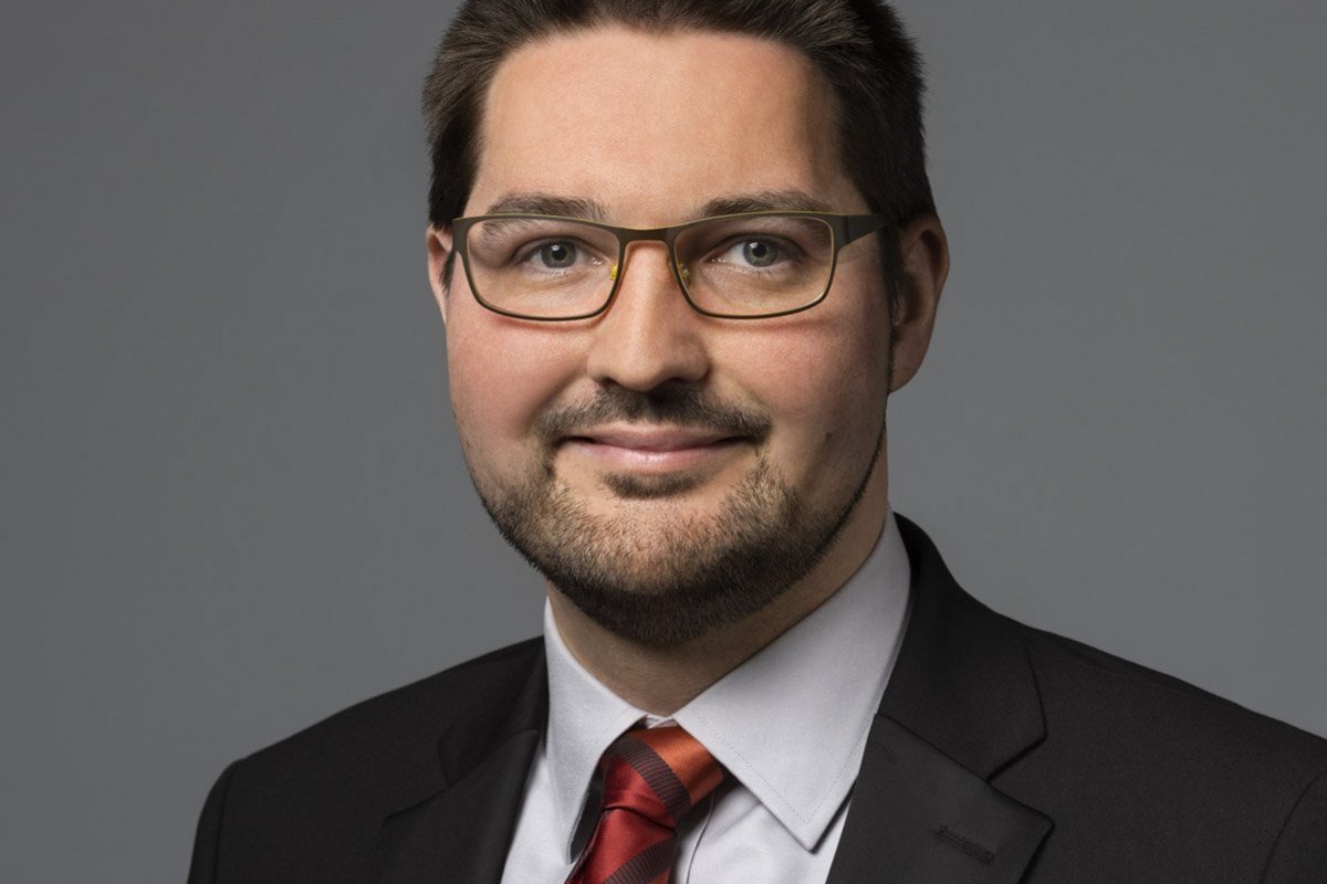 Portrait Dr. Florian Fischer