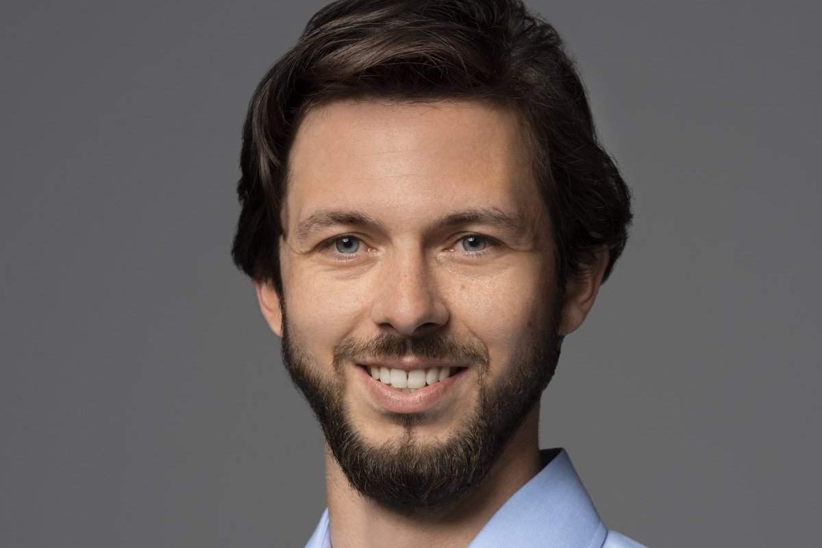 Porträt Kenneth zur Kammer