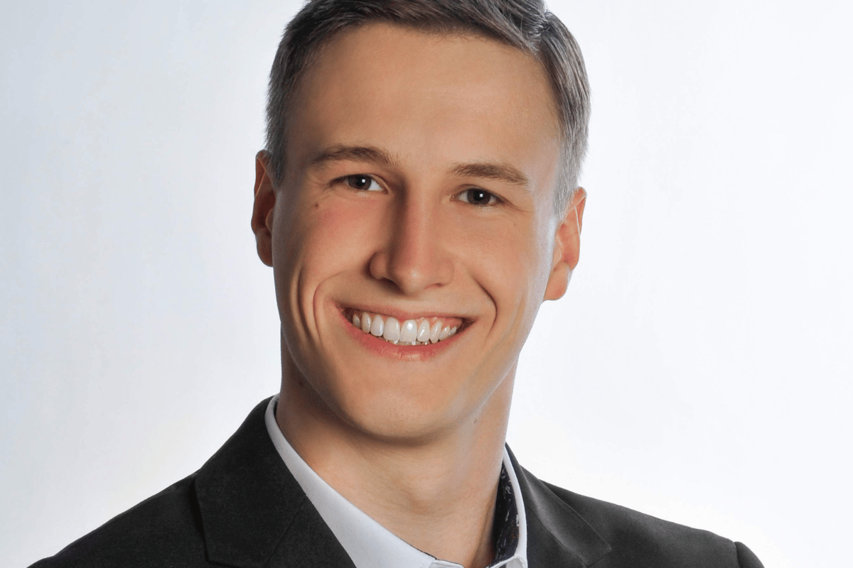 Denis Neumüller, Absolvent Informatik (Master)