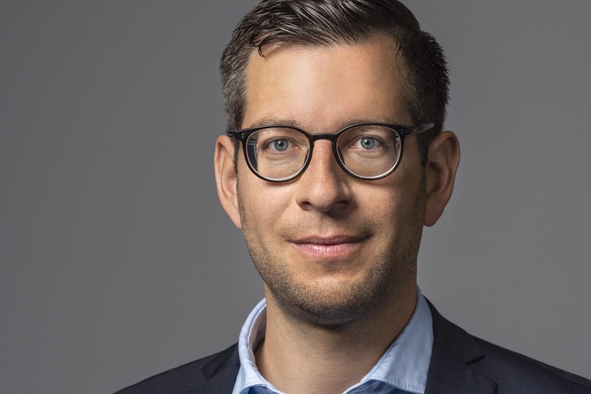 Dominik Bernhard